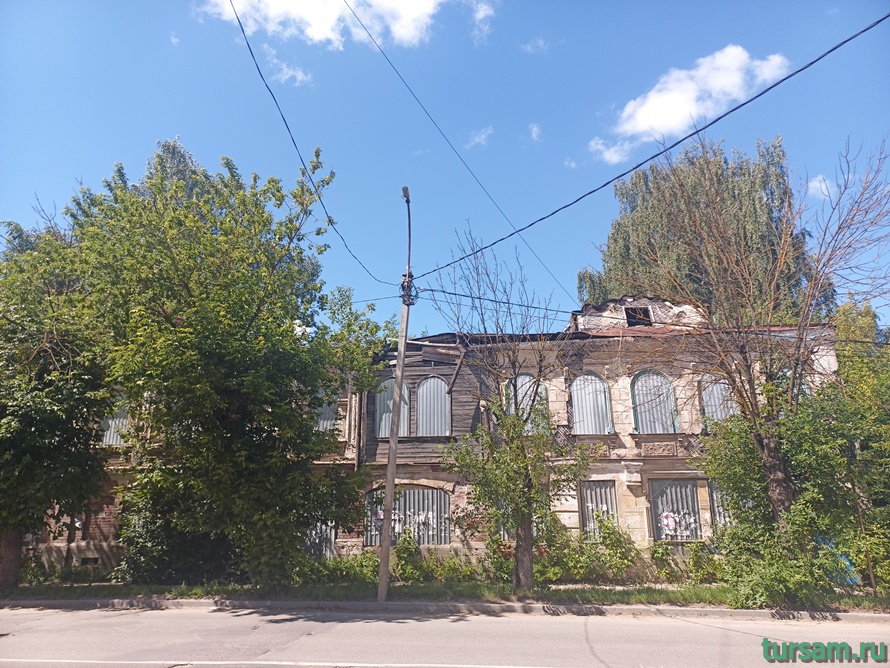 Бывший дом купца И.М. Камчаткина-2